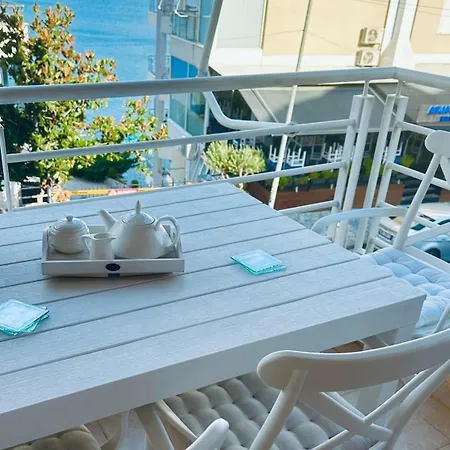 M&g Apartamentioniansarandasea דירה סרנדה