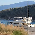 M&g Apartamentioniansarandasea Apartment