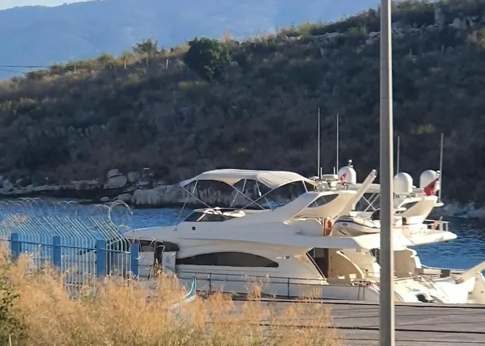 M&g Apartamentioniansarandasea 公寓