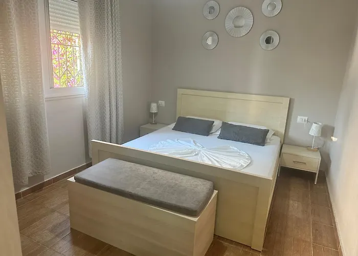 公寓 M&g Apartamentioniansarandasea